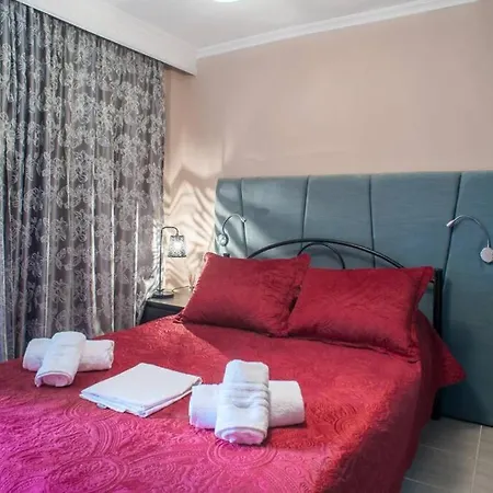 Apostolos Maisonette *